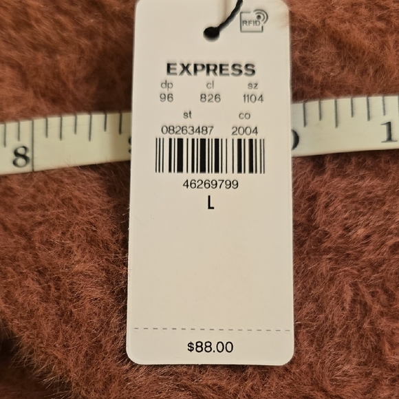 Express Off-Shoulder Sweater in Mauve - Picture 8 of 11